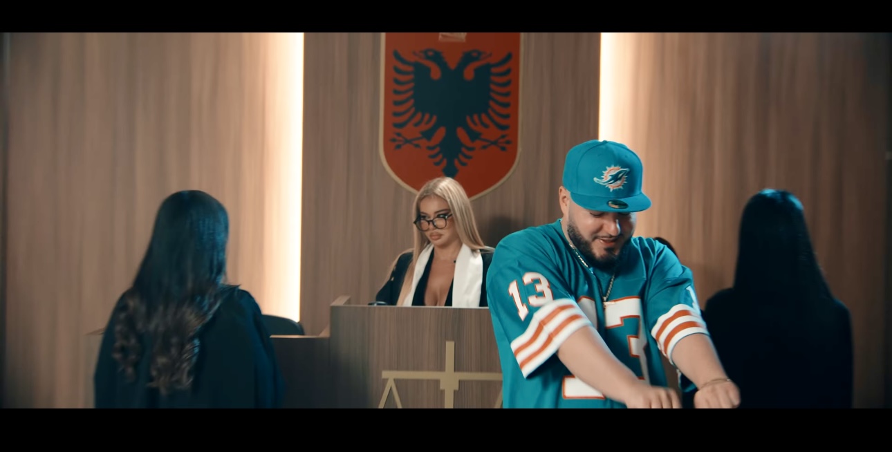 “Teka” ndez publikun, Don Phenom rikthehet me një projekt që po bën zhurmë
